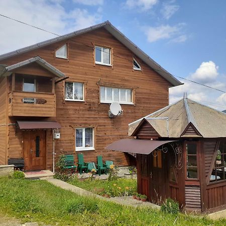Kатруся Hotel ยาเรมชา ภายนอก รูปภาพ