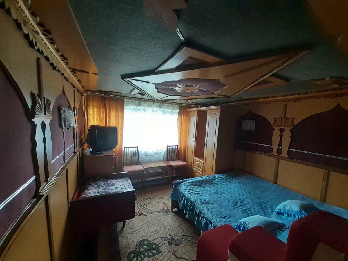 Kатруся Hotel ยาเรมชา ภายนอก รูปภาพ