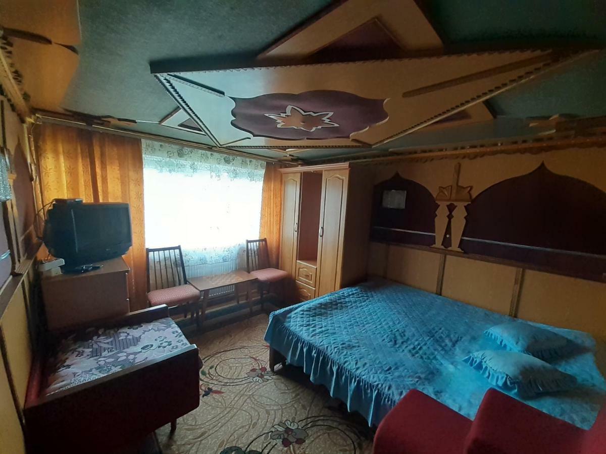 Kатруся Hotel ยาเรมชา ภายนอก รูปภาพ